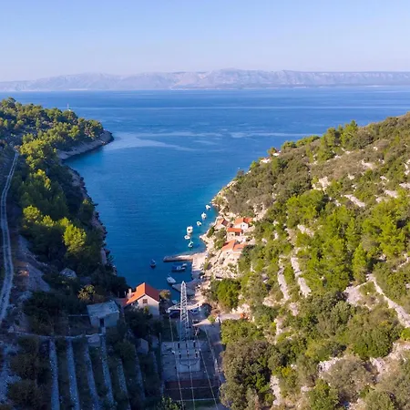 Vikendica Stunning In With Kitchen Vela Luka