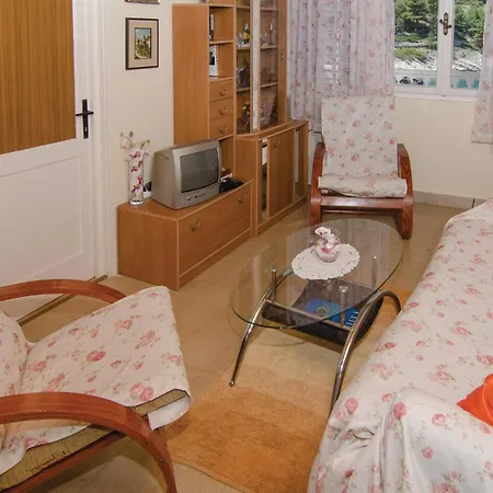 Stunning In With Kitchen *