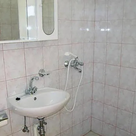 Prapatna Bb I * Vela Luka